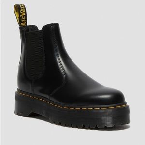 2967 smooth leather Doc Marten platform Chelsea Boot